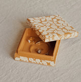 Floral print box square mud