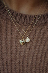 Flower stamp necklace