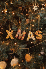 Floral print hanger I