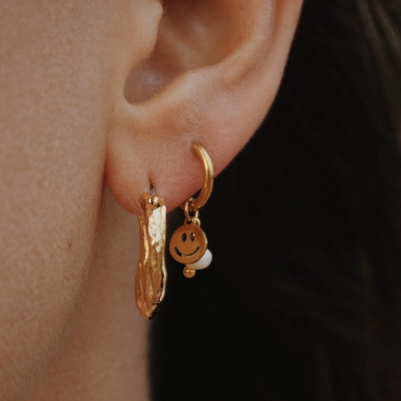 Smiley earrings freshwater pearl