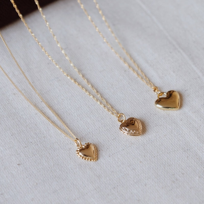 Small heart medallion necklace