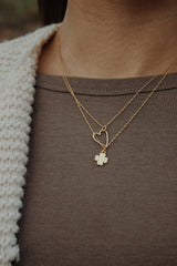 Clover love necklace