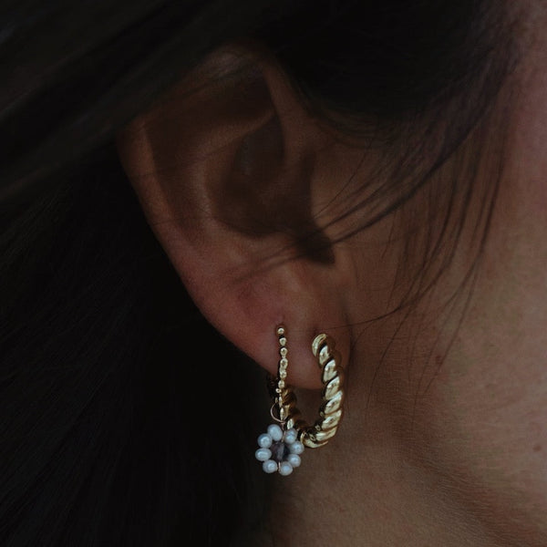 Beaded earrings flower freshwater pearl
